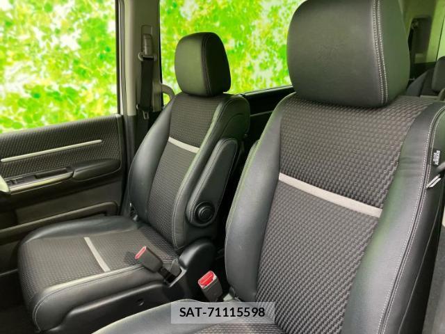Honda e 2015-04 8012168-6