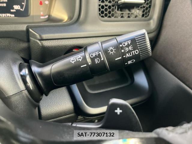 Honda e 2023-11 8012173-16