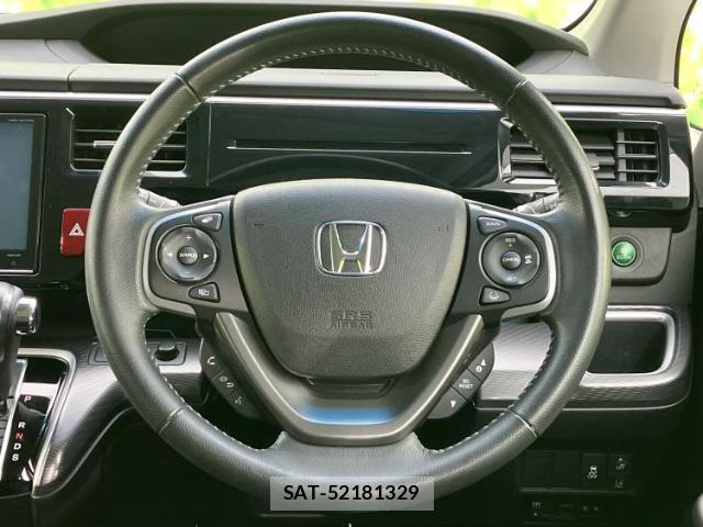 Honda e 2017-09 8012187-15