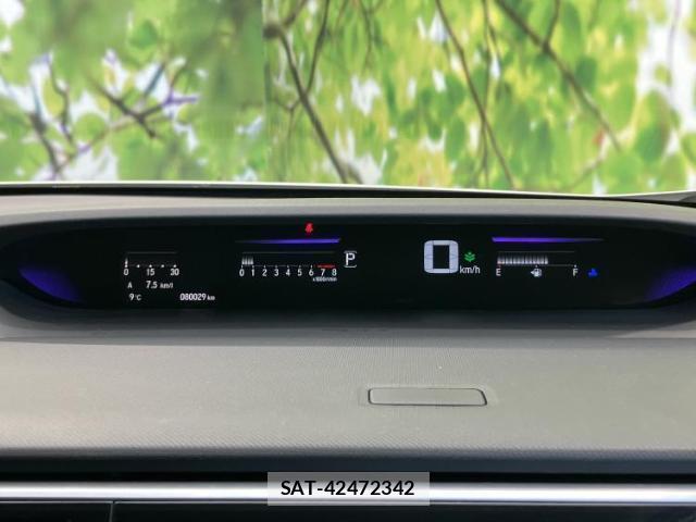 Honda e 2017-07 8012215-13