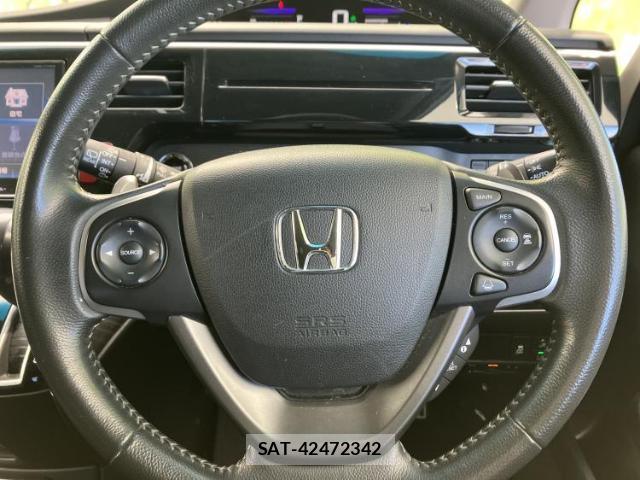Honda e 2017-07 8012215-14