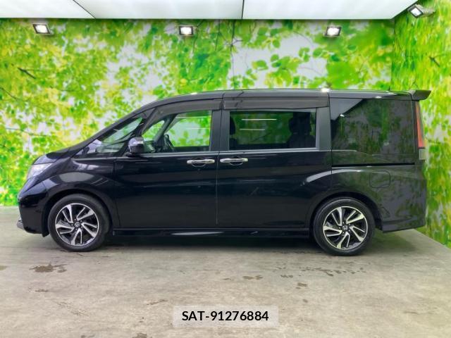 Honda e 2015-05 8012224-1