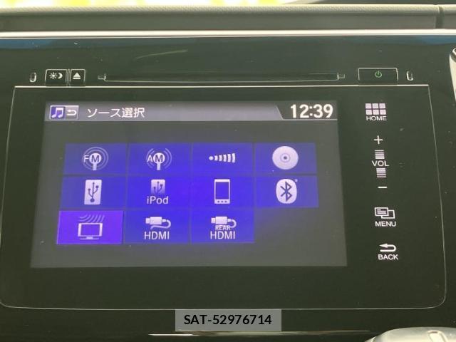 Honda e 2016-03 8012236-10