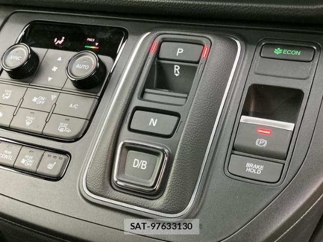 Honda e 2025-07 8012314-16
