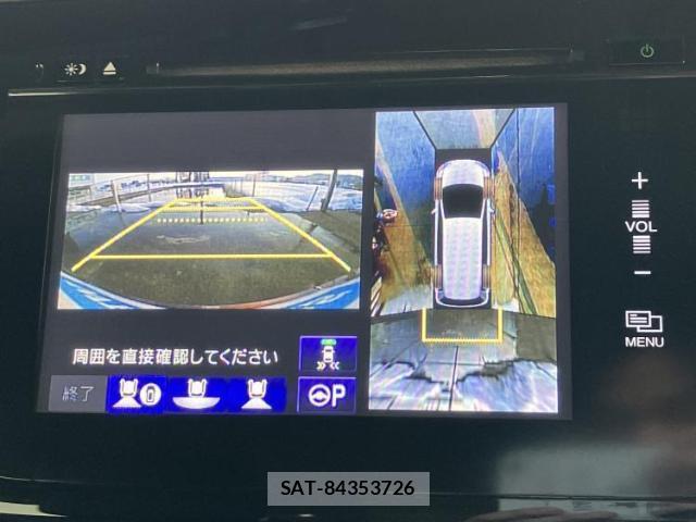 Honda e 2015-06 8012344-11