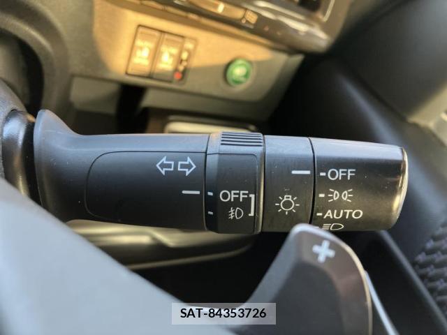 Honda e 2015-06 8012344-16