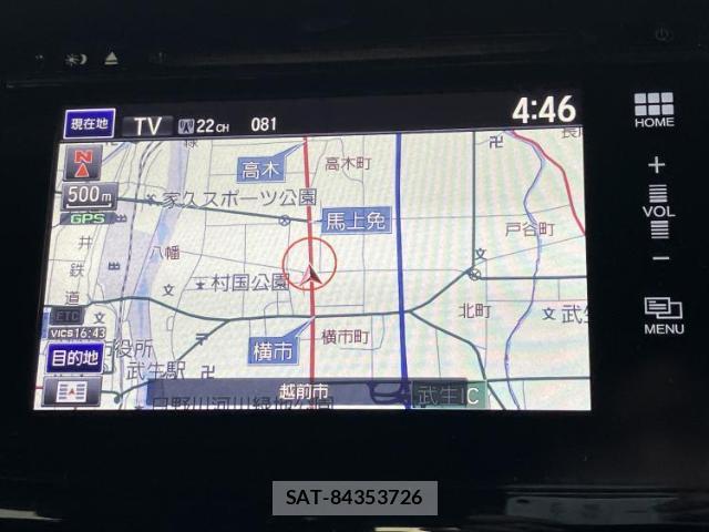 Honda e 2015-06 8012344-9