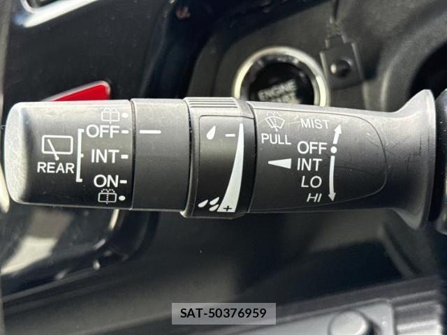 Honda e 2017-04 8012348-15