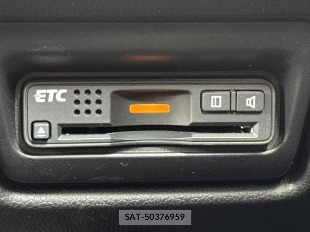 Honda e 2017-04 8012348-17