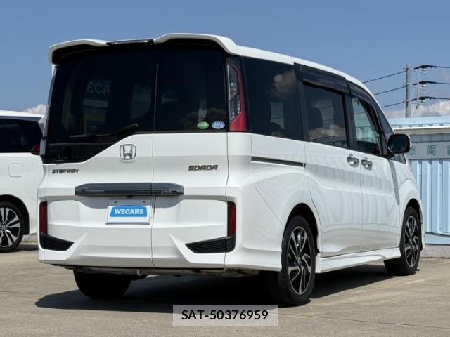 Honda e 2017-04 8012348-2