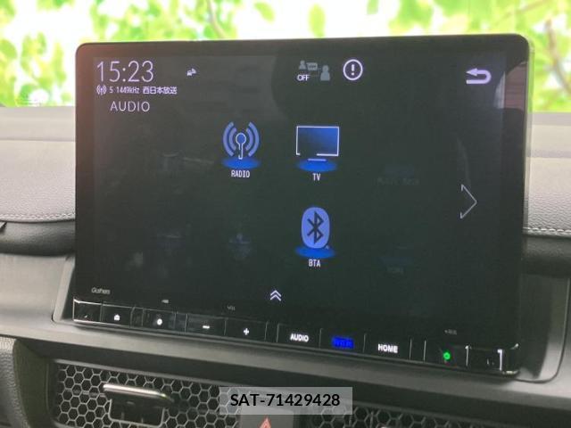Honda e 2024-04 8012404-10