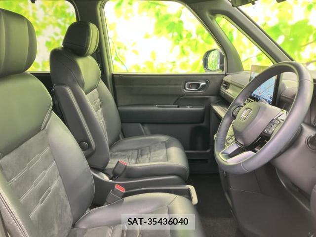 Honda e 2024-08 8012410-3