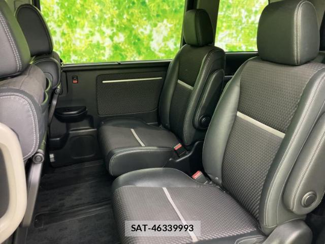 Honda e 2015-07 8012431-7