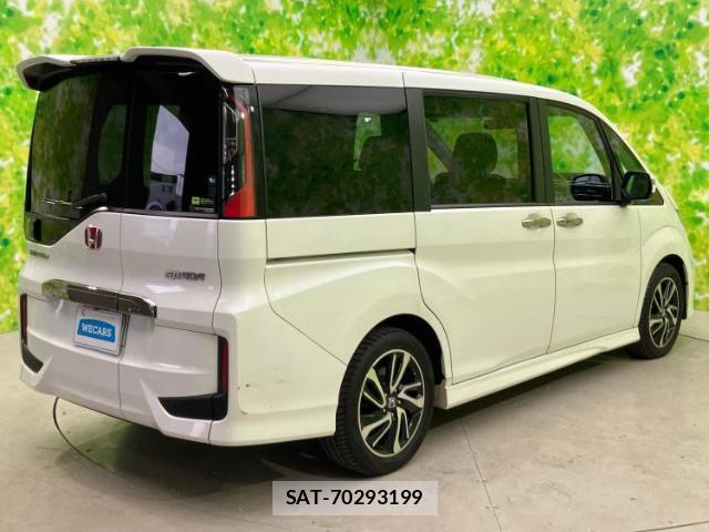 Honda e 2017-01 8012439-2