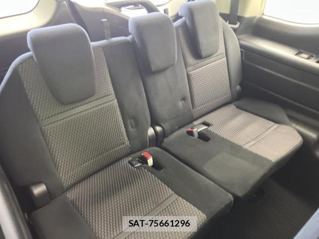 Honda e 2015-09 8012440-5