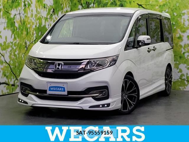 Honda e 2015-08 8012444-0