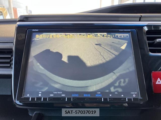 Honda e 2015-05 8012459-8
