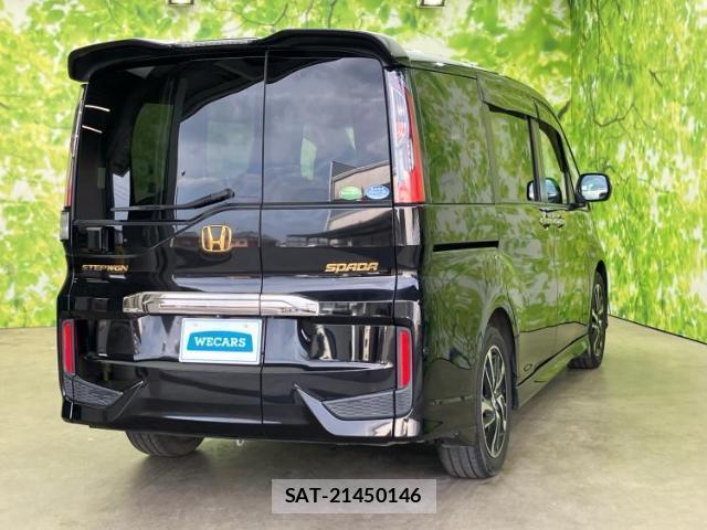 Honda e 2017-04 8012469-2