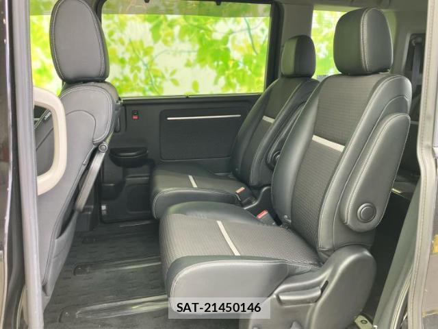Honda e 2017-04 8012469-7