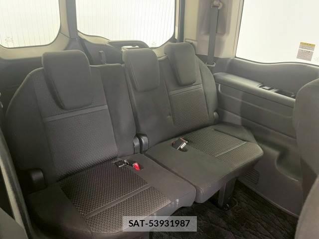 Honda e 2018-03 8012483-11