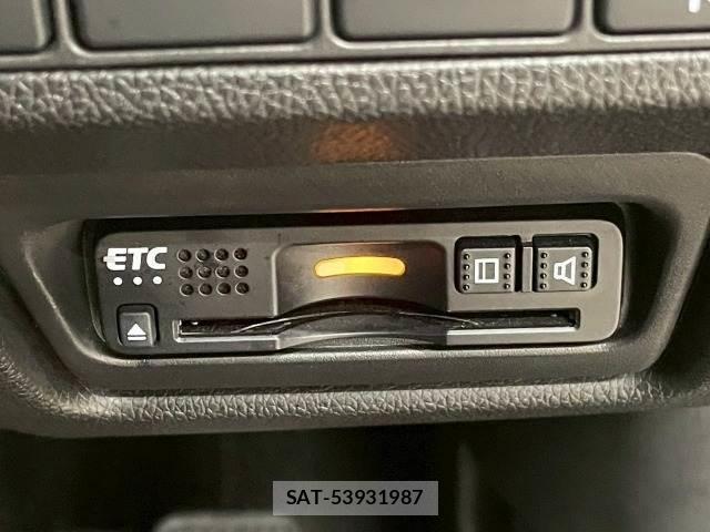 Honda e 2018-03 8012483-8