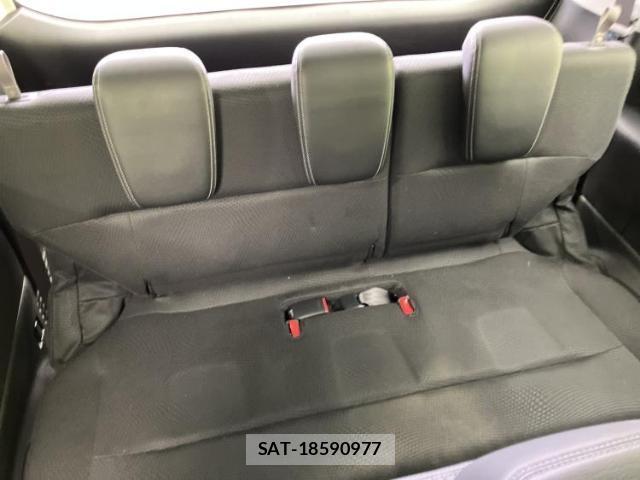 Honda e 2013-04 8012484-5