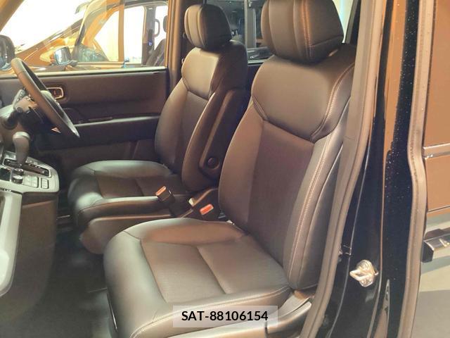 Honda e 2025-08 8003061-13