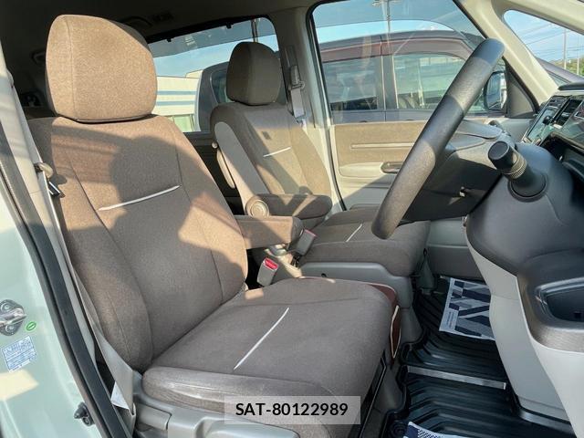 Honda e 2015-12 8003202-10