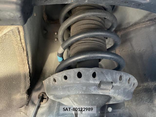 Honda e 2015-12 8003202-18