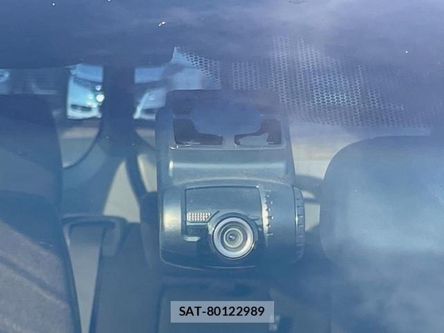 Honda e 2015-12 8003202-6