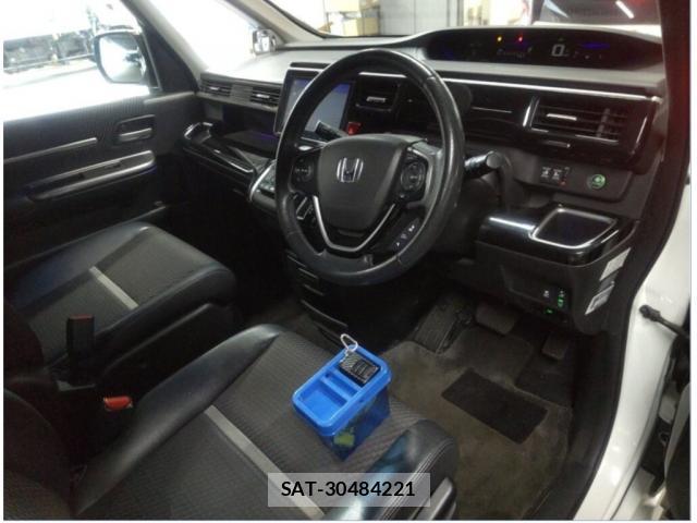 Honda e 2016-11 8003277-2