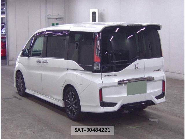 Honda e 2016-11 8003277-4