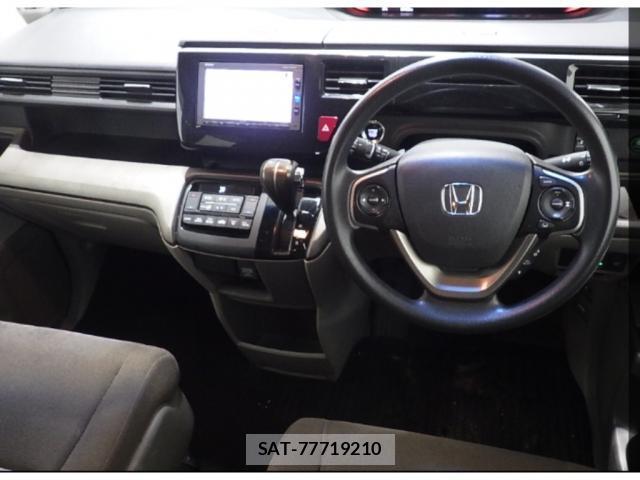 Honda e 2016-05 8003289-2