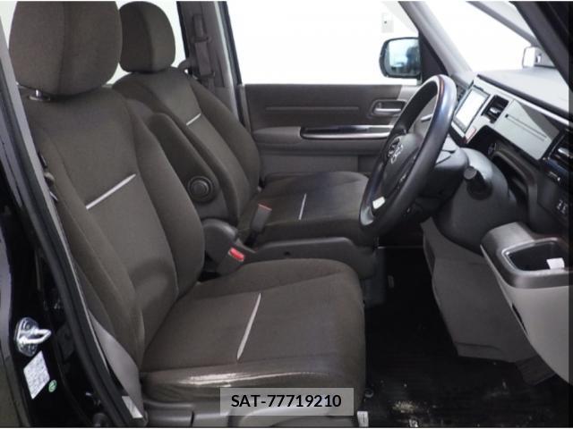 Honda e 2016-05 8003289-3