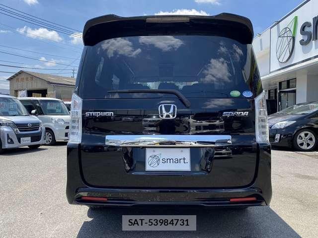 Honda e 2014-04 8003992-5