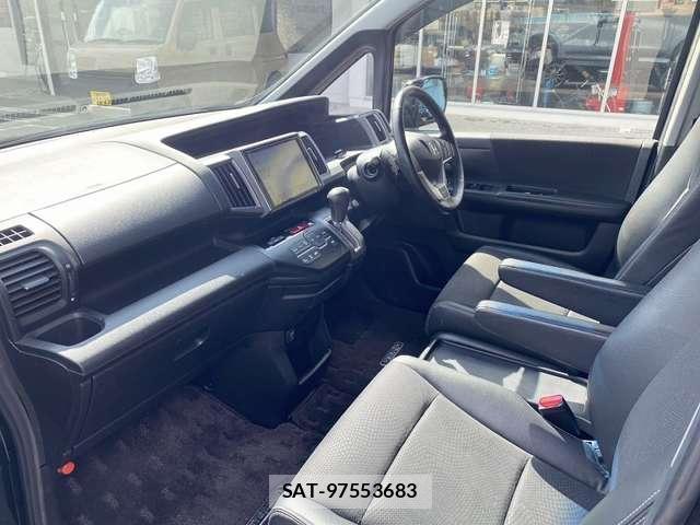 Honda e 2012-07 8003993-11