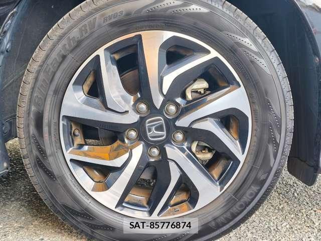 Honda e 2020-02 8004067-10