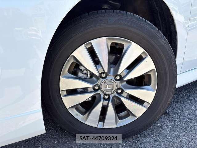 Honda e 2013-07 8004093-12