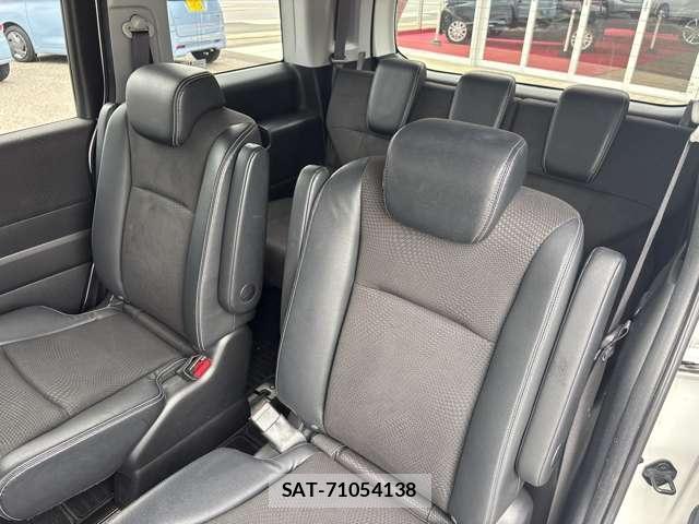 Honda e 2012-09 8004094-19