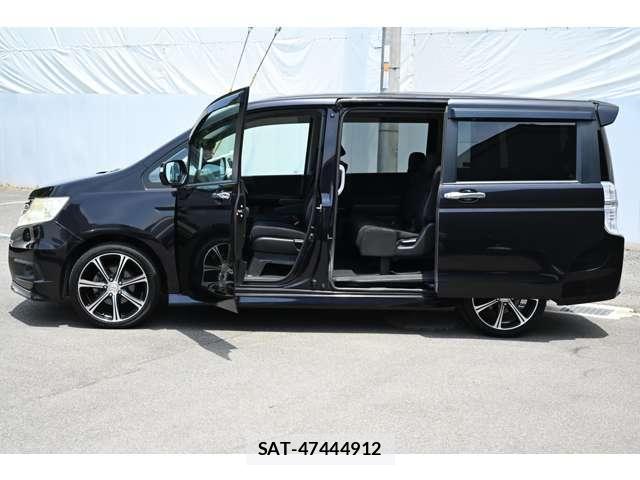 Honda e 2011-04 8004115-1