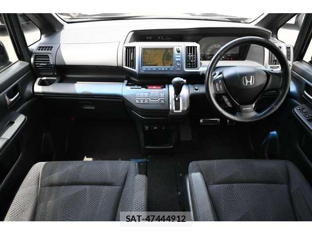 Honda e 2011-04 8004115-3