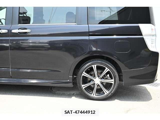 Honda e 2011-04 8004115-9