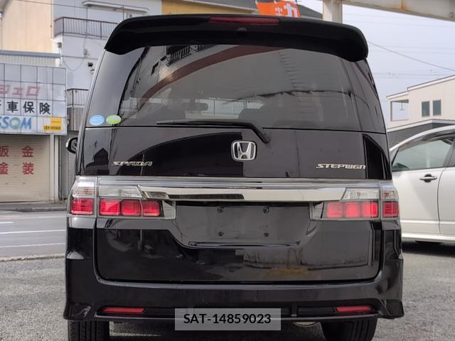 Honda e 2009-01 8004405-1