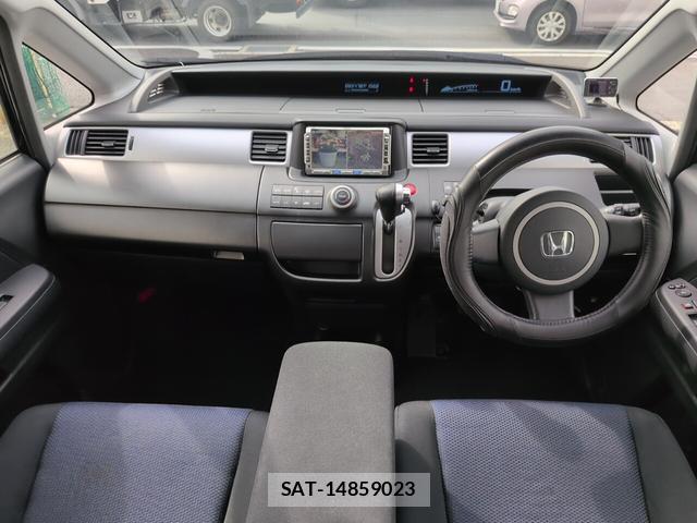Honda e 2009-01 8004405-2