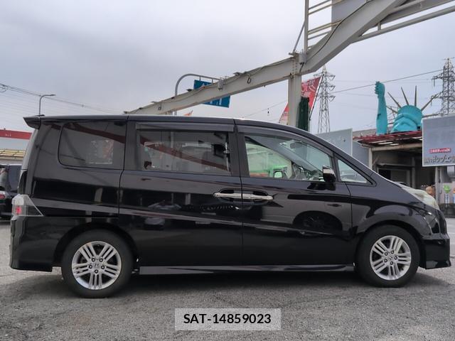 Honda e 2009-01 8004405-3