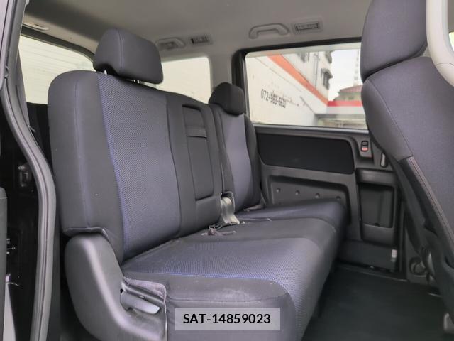 Honda e 2009-01 8004405-6