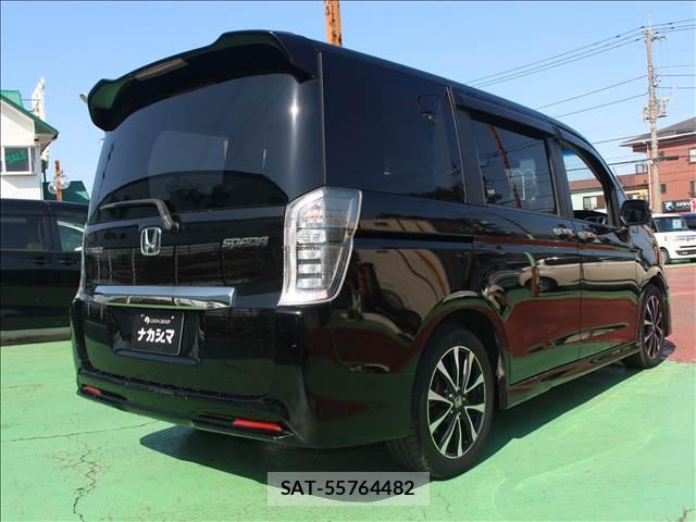 Honda e 2013-02 8005363-1