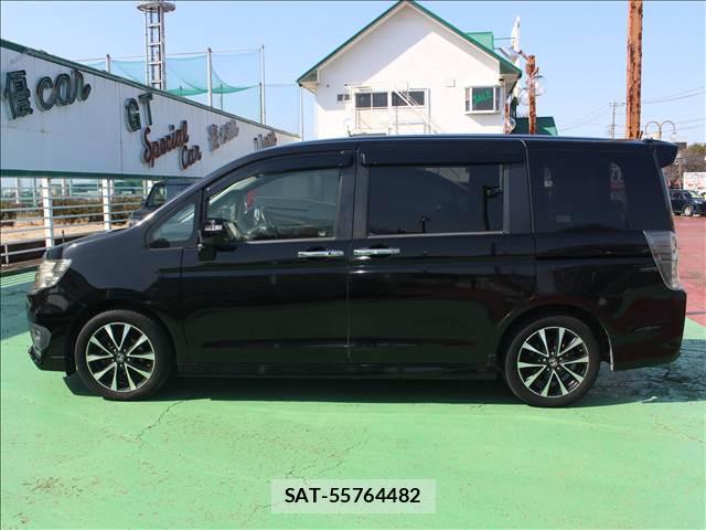 Honda e 2013-02 8005363-7