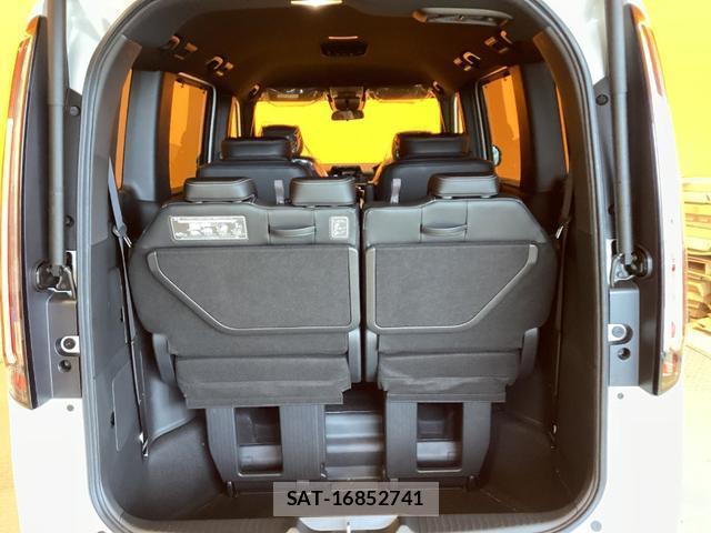 Honda e 2026-01 8005955-10