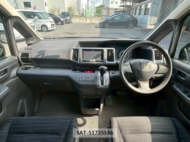 Honda e 2011-07 8006685-2